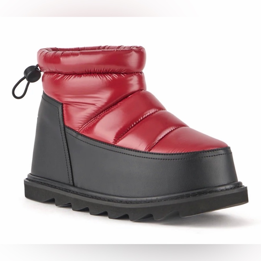 NIB New United Nude ZEMBLA BUBBLE BOOTIE size 39
